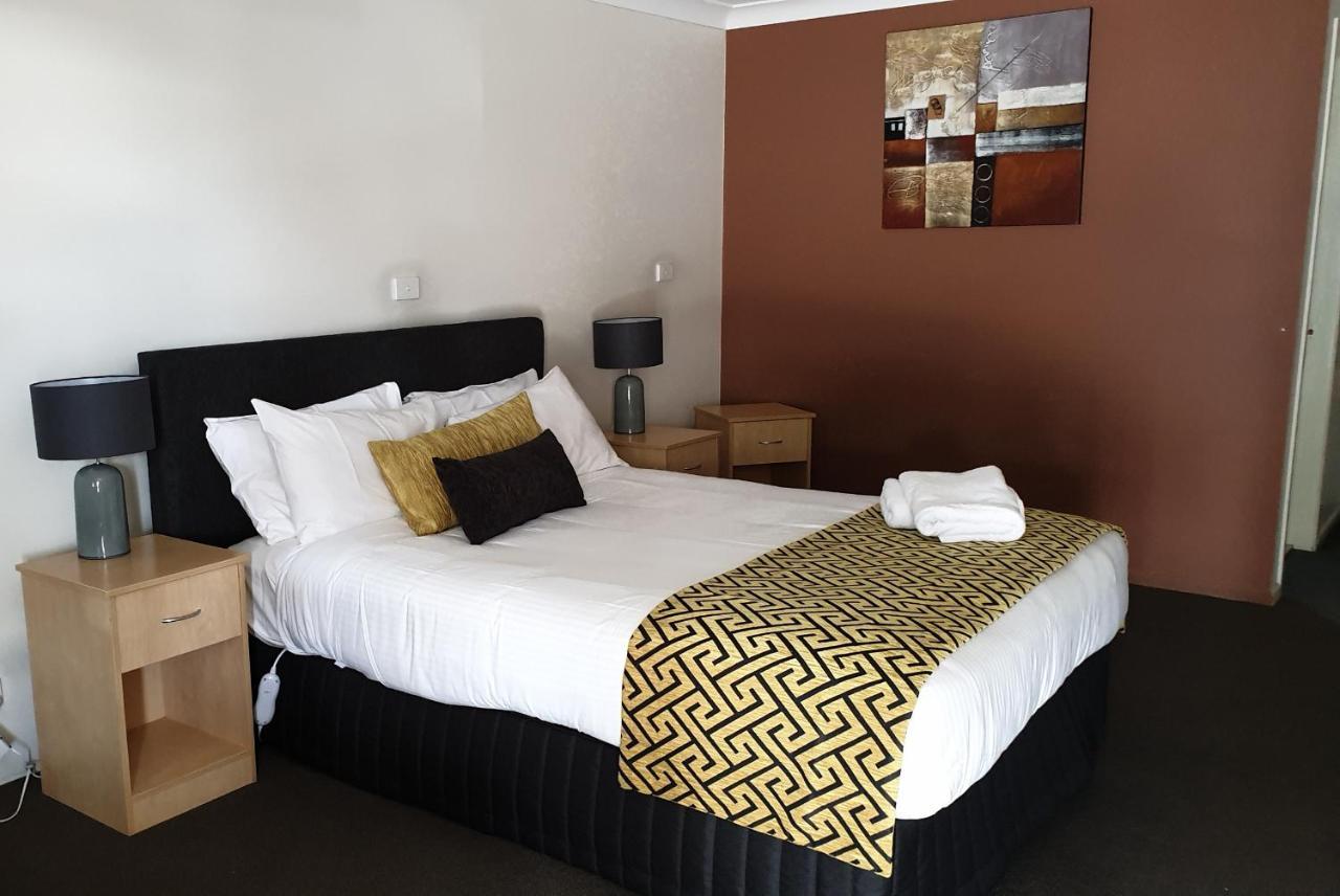 Tenterfield Tavern And Motor Inn ภายนอก รูปภาพ